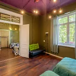 Guest House 32